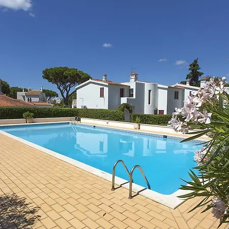 Large Duplex In Best Location - 10 Minute Walk To Marina -3bdr 3bath * Vilamoura