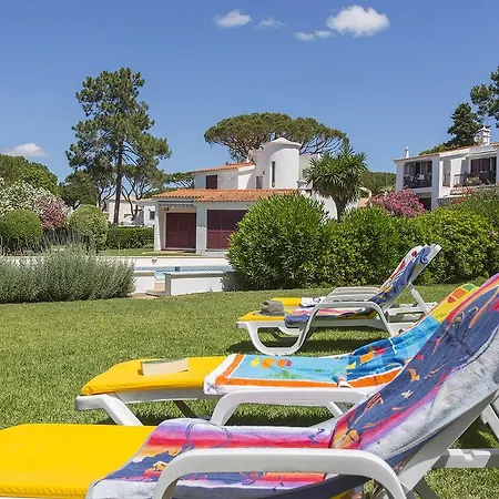 Large Duplex In Best Location - 10 Minute Walk To Marina -3bdr 3bath Vilamoura