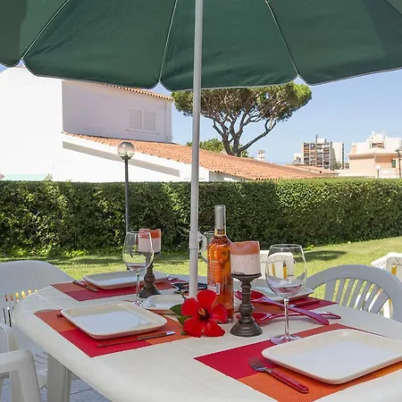Large Duplex In Best Location - 10 Minute Walk To Marina -3bdr 3bath